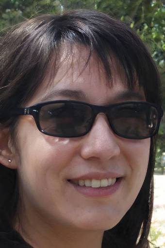 caucasian ethnicity face one person smiling sunglasses women adult